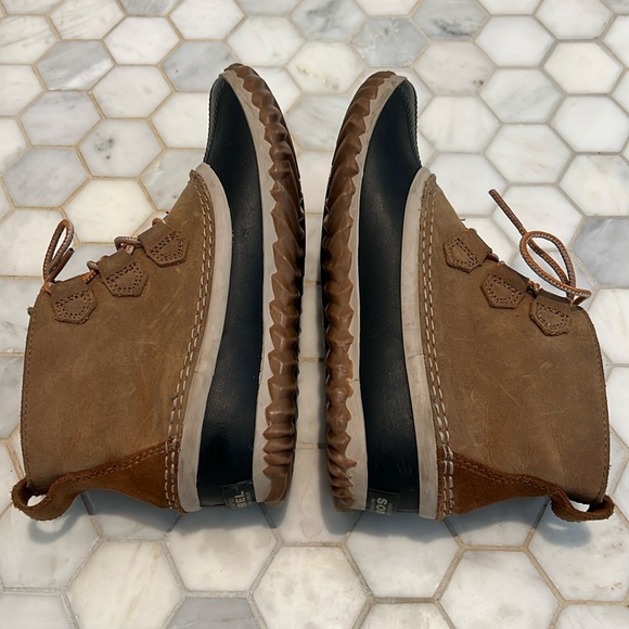 SOREL Out N About Elk Brown & Black Waterproof Rain Boots Duck Boots Y 4 - Picture 6 of 16